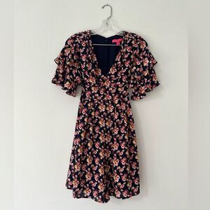 Betsey Johnson Navy Blue Floral Rose Flowy Spring Short Sleeve Romper size 2